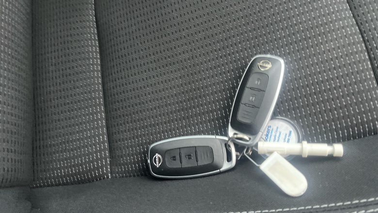 Nissan Qashqai 1.3 DiG-T MH Acenta Premium 5dr Petrol Hatchback